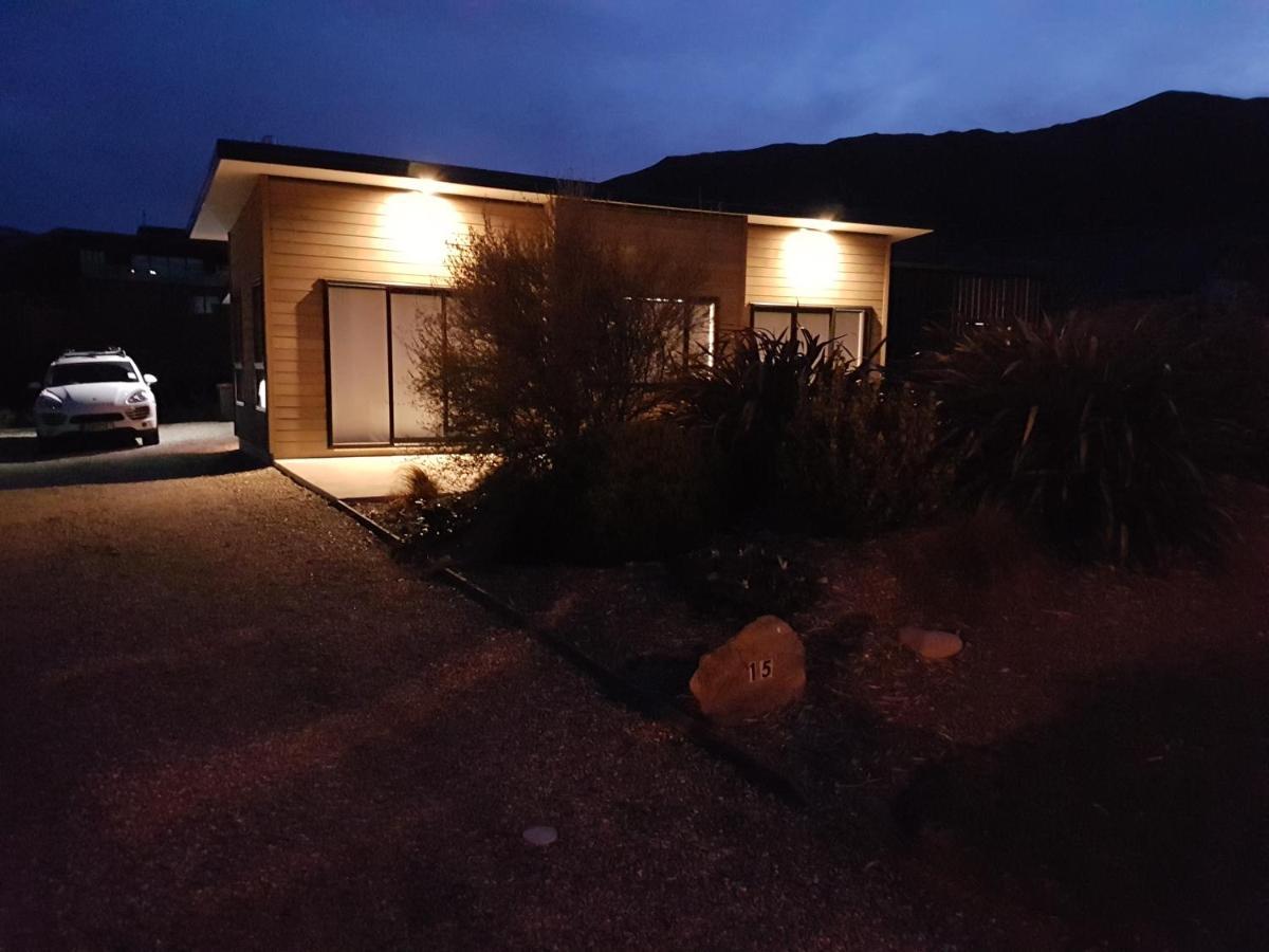 Simply Stunning Villa Wanaka Dış mekan fotoğraf